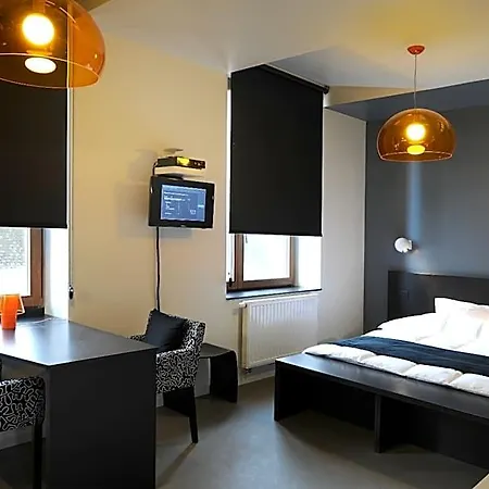 Le Presbytere Tatil Evi Hermalle-sous-Huy